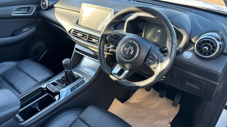 MG Hs 1.5 T-GDI Excite 5dr Petrol Hatchback